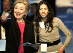 Hillary Clinton Offers Support to Mrs. Weiner